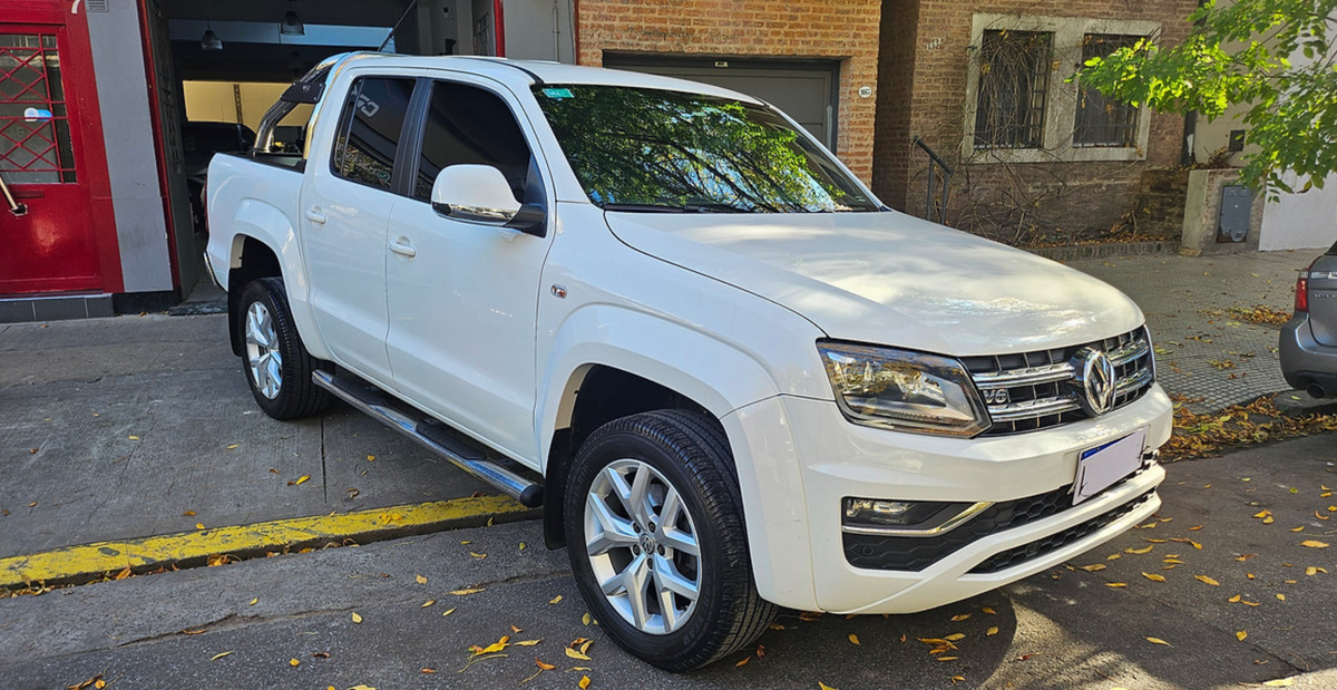 VOLKSWAGEN AMAROK 3.0 V6 highline 4X4 AT 2021